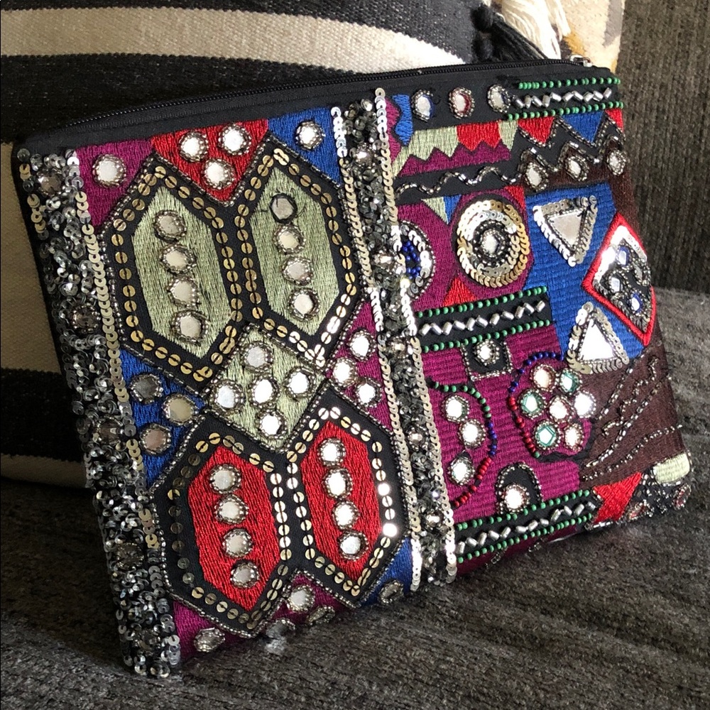 Embellished Women’s Clutch